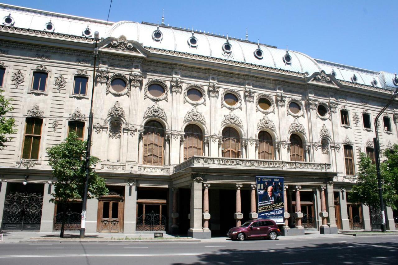 Hotel MMG Tbilisi Luaran gambar